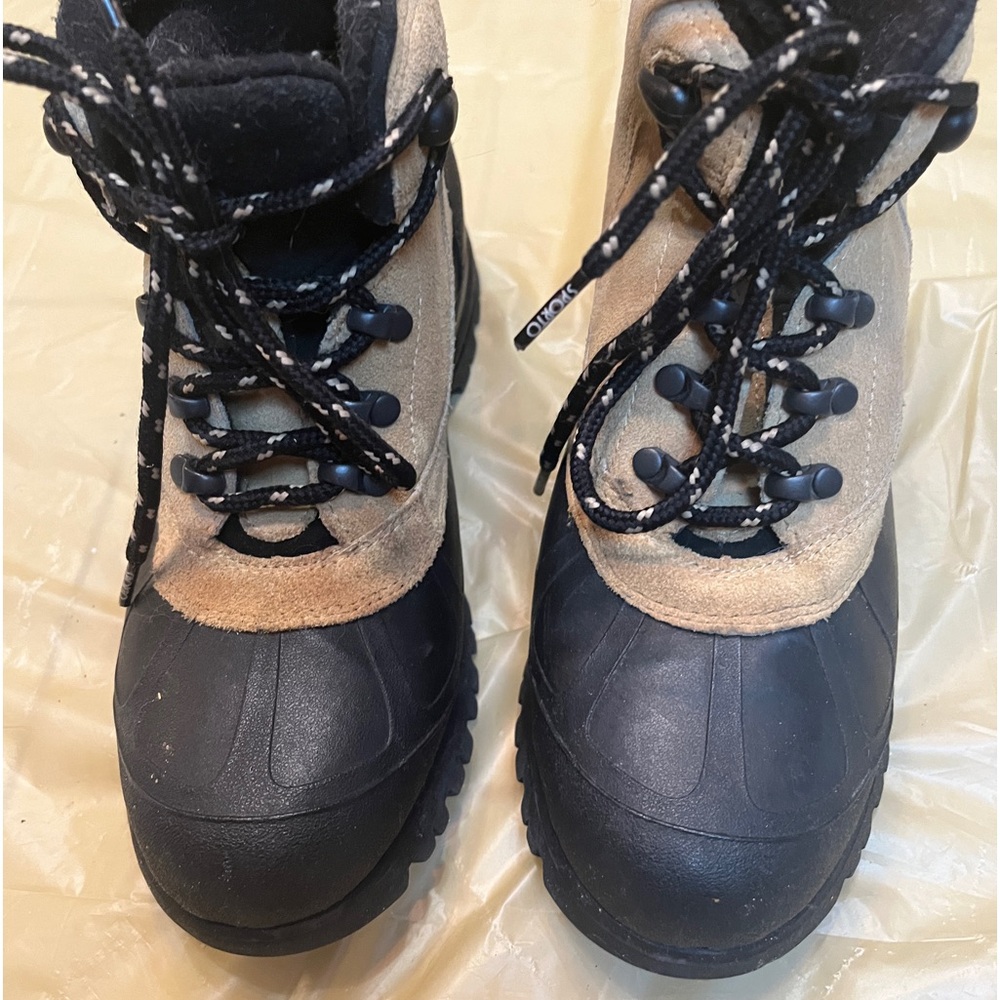 SPORTO Women size 8